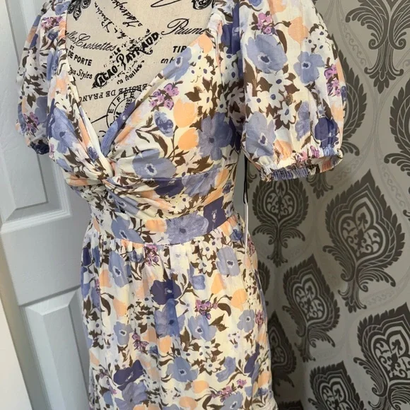 Floral Puff Sleeve Maxi Dress size XS - Picture 2 of 7